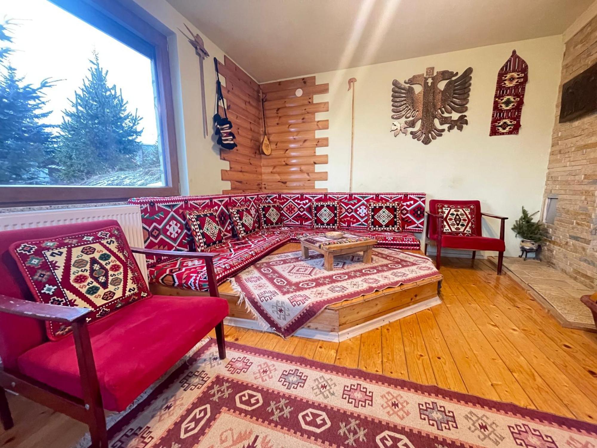 Villa 80 Kodra e Diellit Tetovo Esterno foto
