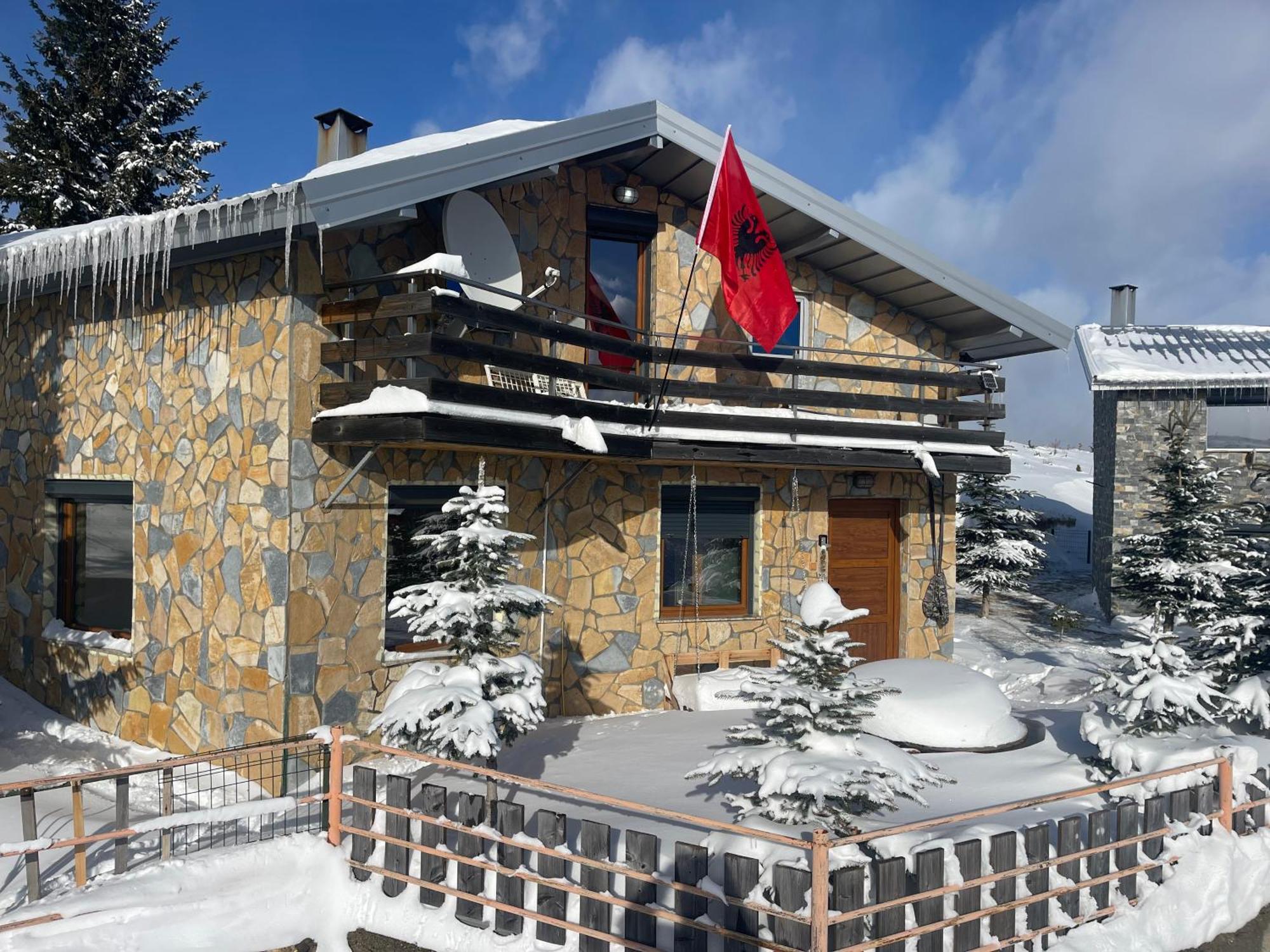 Villa 80 Kodra e Diellit Tetovo Esterno foto